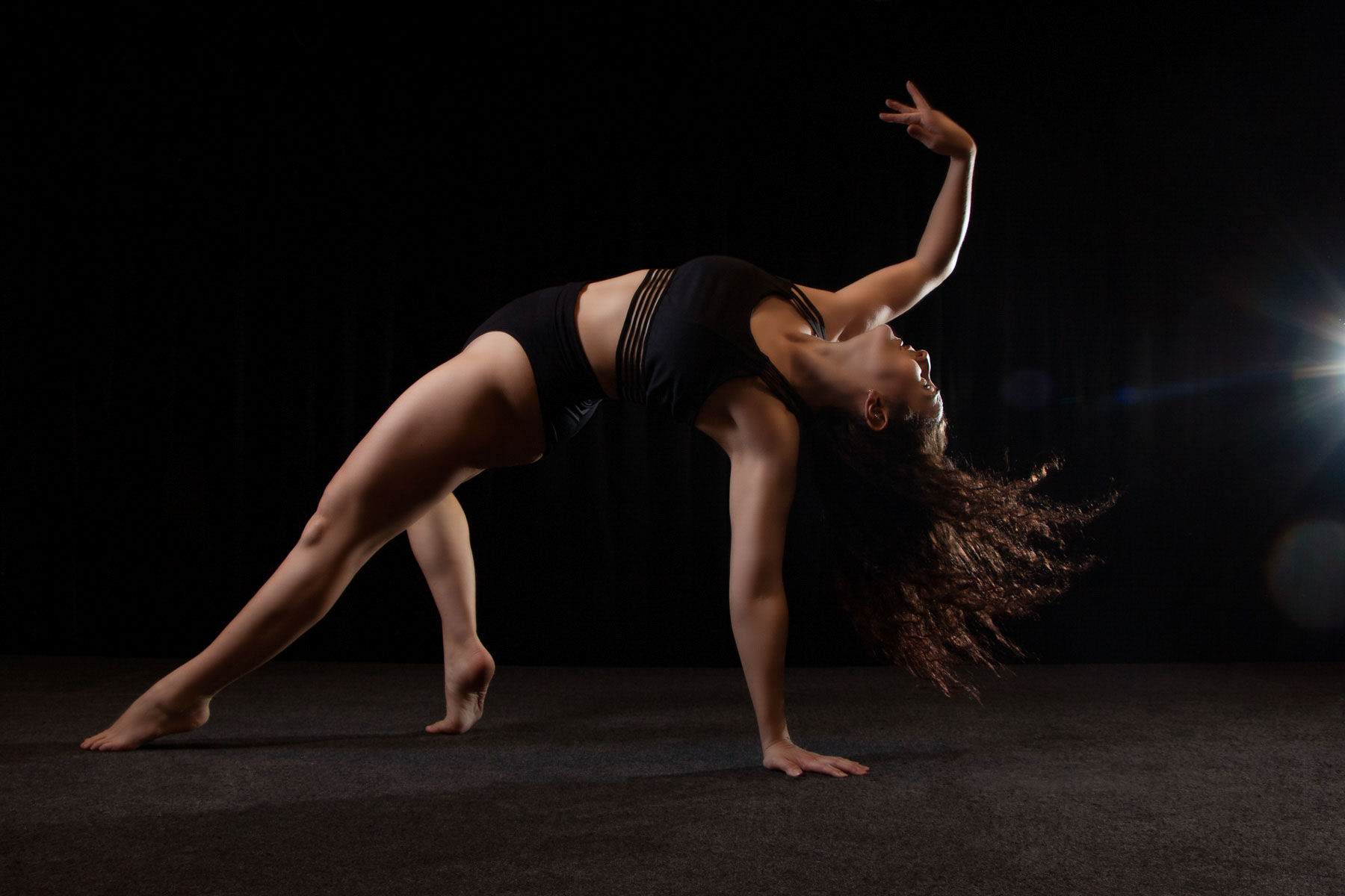 Dance photography by Anastasia Jobson. Contemporary dance Jessica in action