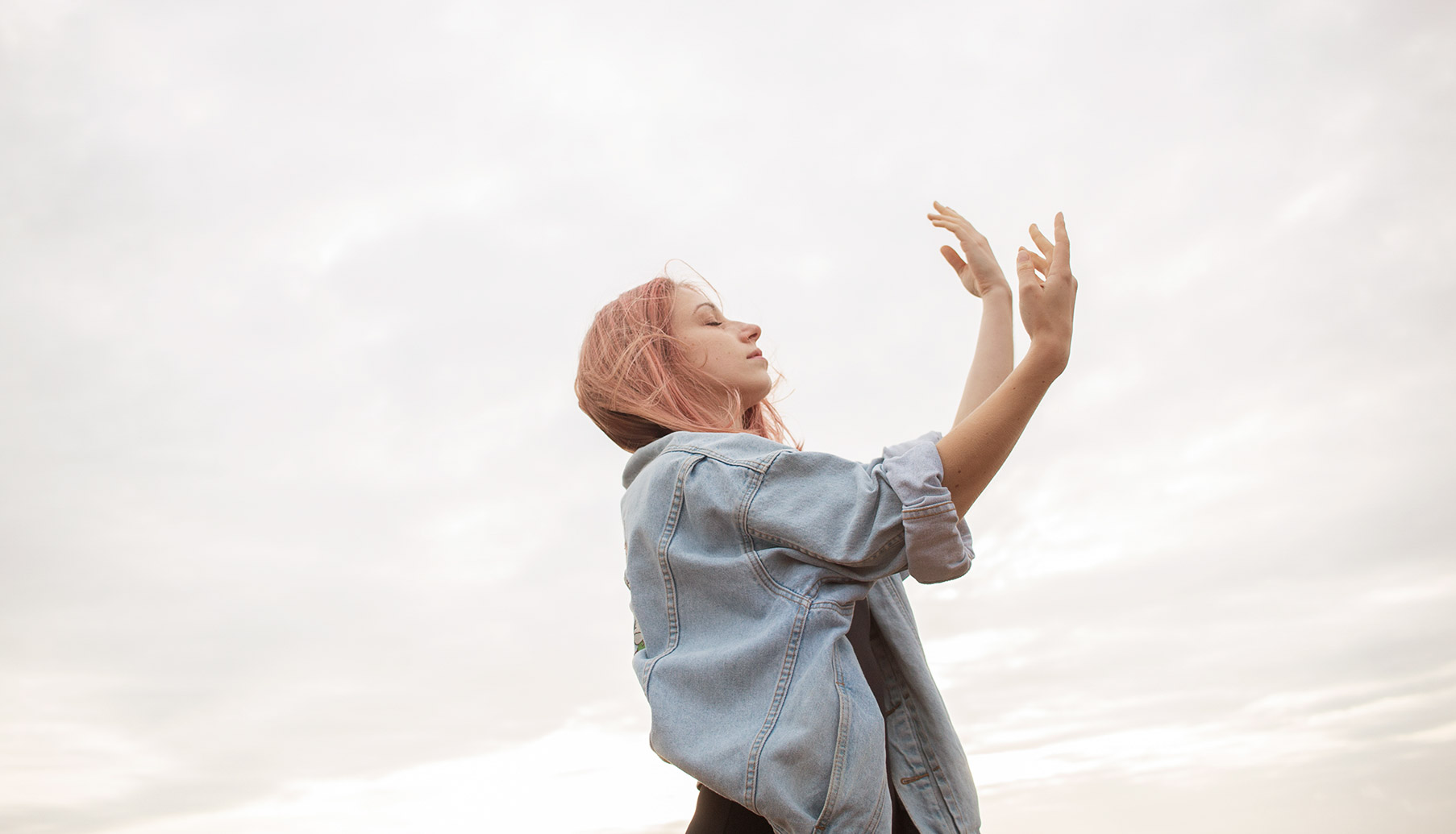 Ballet hands in portraits - soft and elegant hands inspired by ballet