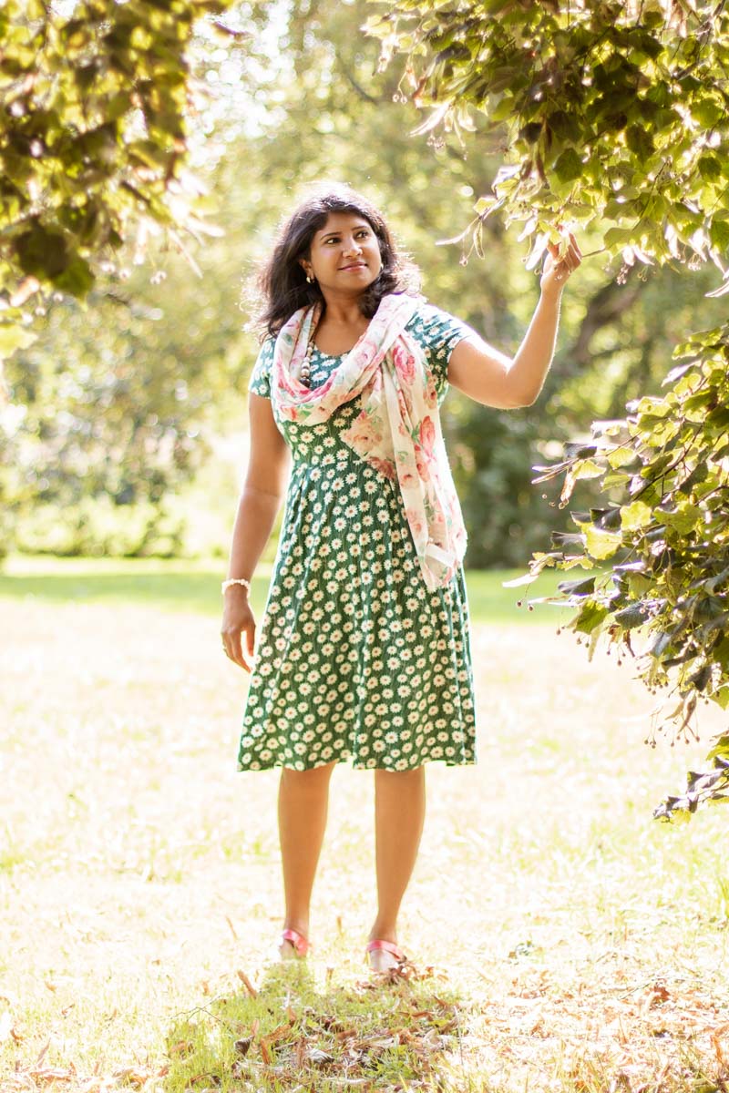 outdoor photoshoot in the park, Birmingham dating photography