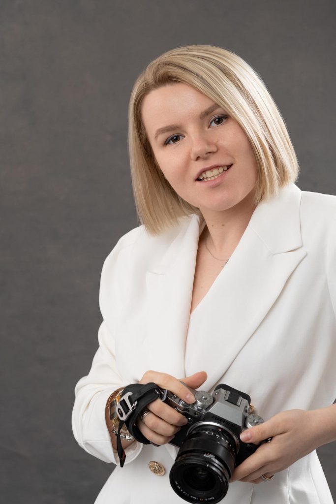 Business portrait of a professional female photographer